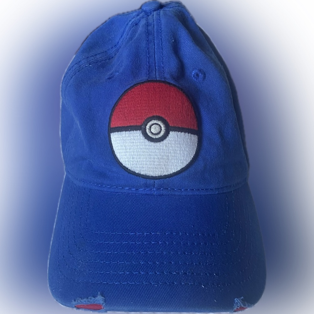 Pokémon ball hat